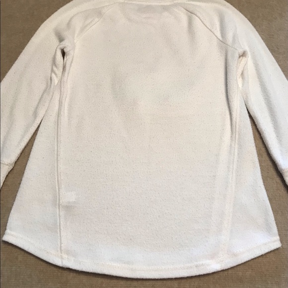 Cat & Jack White LS Graphic Blouse 
4 / 5 XS Extra Small 
Seal with Pink Tassels - Picture 3 of 15